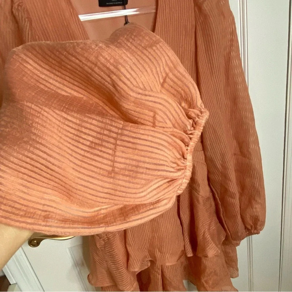 Revolve MINKPINK Tahlia Tiered Chiffon Mini Dress Terracotta SMALL Plung… - Picture 10 of 16